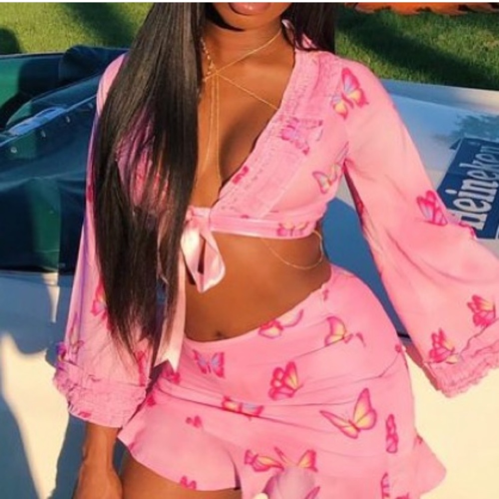 MAJOR ISO Butterfly top pampered pixie